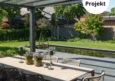 9.1 Zeitgemäßes Wohnen – moderner Garten mit Teich und lebendiger Atmosphäre in Bocholt