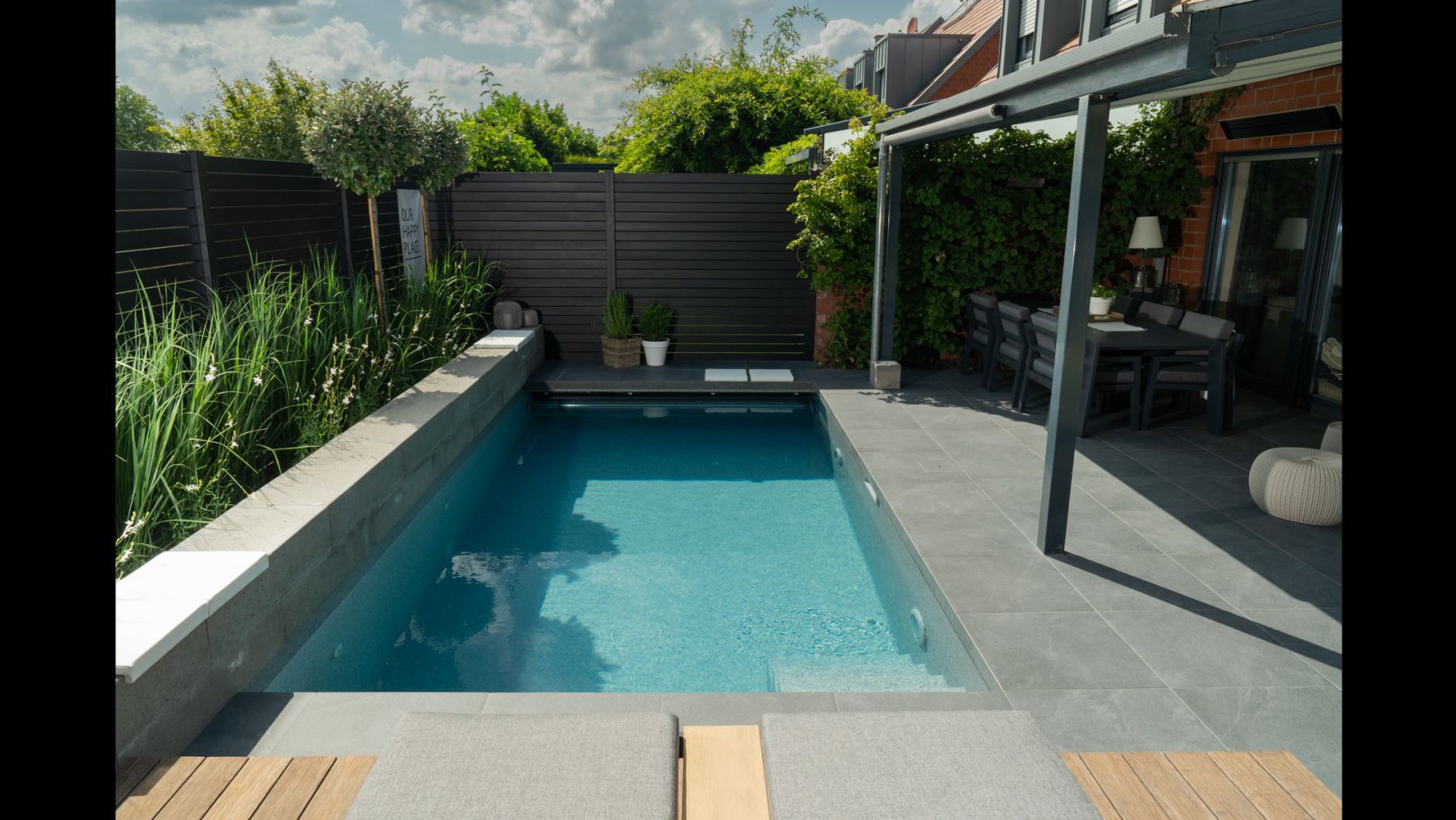 6.1 Moderner Luxusgarten mit Pool in Bocholt