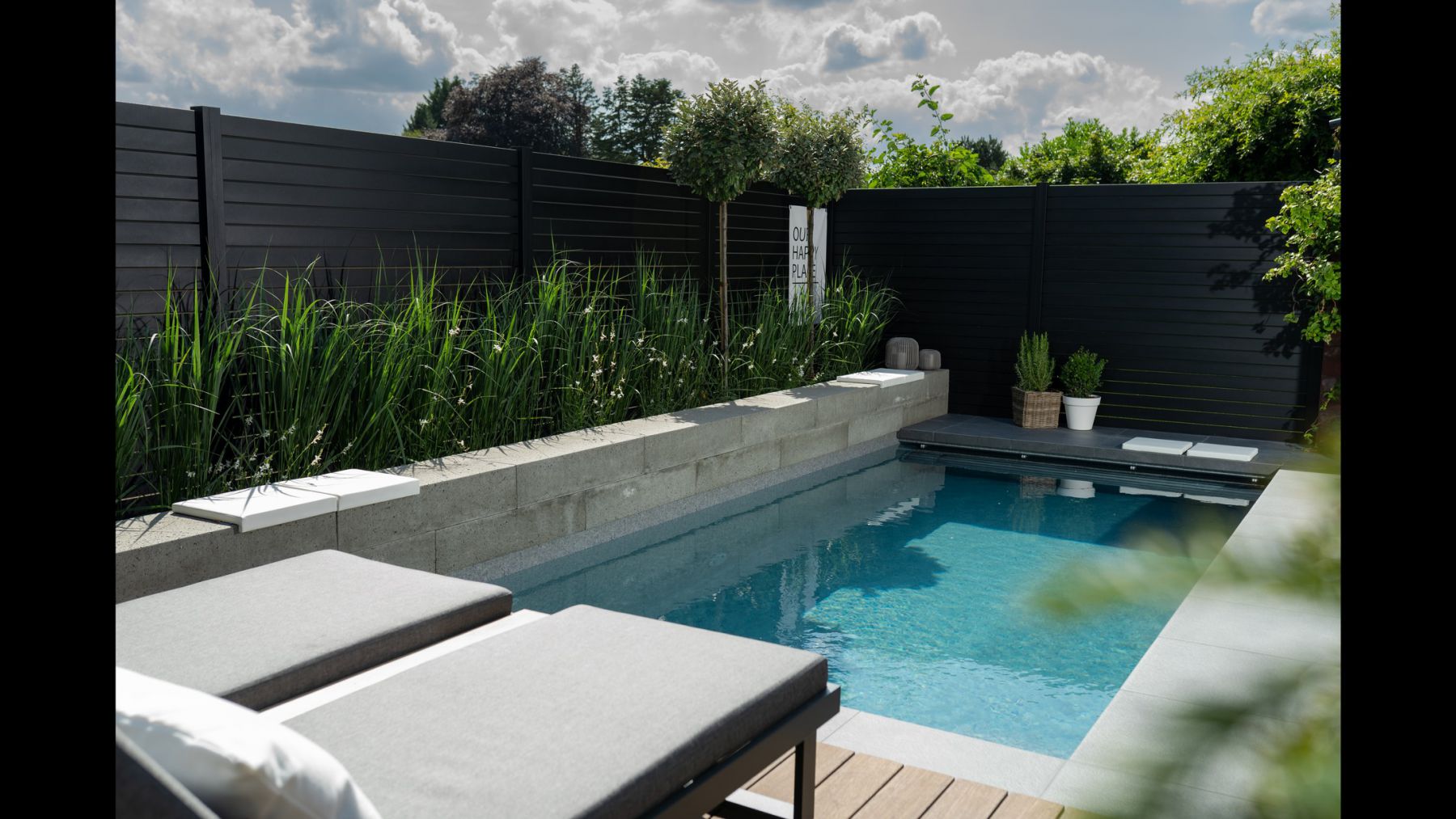 6.1 Moderner Luxusgarten mit Pool in Bocholt