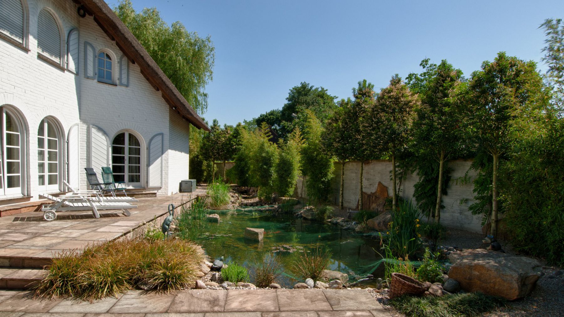 2.9 Ausstrahlung der Elemente - Naturgarten mit Glanzrolle für Stein und Wasser