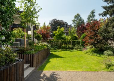 9.4 Garten voller Leben - üppige Bepflanzung trifft auf stilvolle Gestaltung in Bocholt